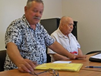 Городские власти уже полгода «футболят» 88-летнего ветерана Великой Отечественной войны по кругу чиновничьих порогов