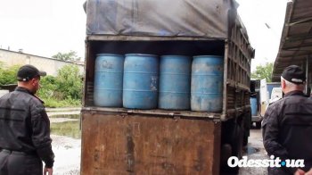 Свыше 2,5 тыс. литров контрабандного спирта «задержали» на границе