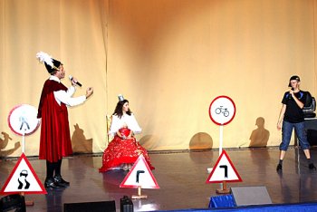 Одесские инспектора ГАИ вспомнили детство в центре «Молодая гвардия» (фото)