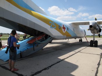 Валерий Матковский по поручению губернатора встретил украинцев, травмированных в результате ДТП в Беларуси (фото)