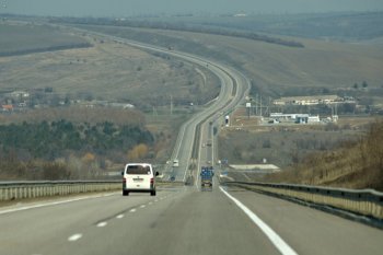 Завтра ограничат движение по трассе Одесса-Киев
