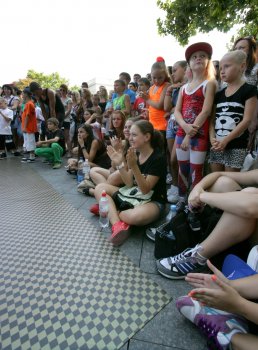 В Одессе соревновались 200 уличных танцоров