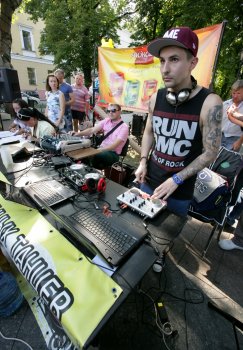 В Одессе соревновались 200 уличных танцоров