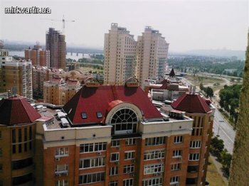На востоке Украины продается в шесть раз квартир больше, чем на западе
