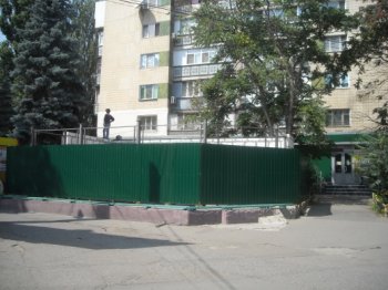 Пойман за руку некий Васильев, пытавшийся пустить корни на Черемушках без ведома мэрии