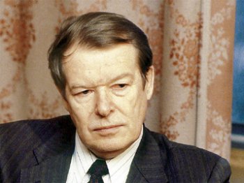 Разоблачения Сноудена заставили вспомнить о предателе – экс-главе КГБ Вадиме Бакатине