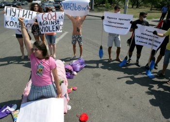 Сегодня в одесситы боролись с гомосексуализмом и иными извращениями (фото)