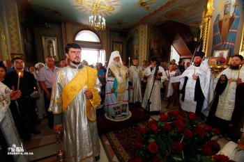 Митрополит Агафангел совершил чин погребения В.Л.Добрянского