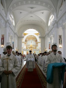 Митрополит Агафангел возглавил богослужение в Преображенском соборе (фото)