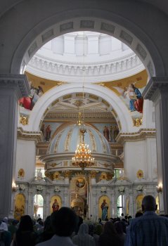 Митрополит Агафангел возглавил богослужение в Преображенском соборе (фото)