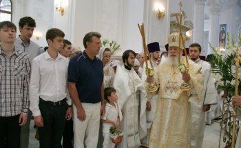 Митрополит Агафангел возглавил богослужение в Преображенском соборе (фото)