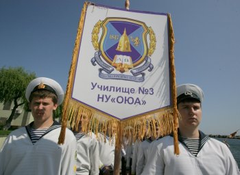 Юные мореходы вышли в открытое море