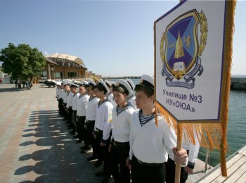 Юные мореходы вышли в открытое море