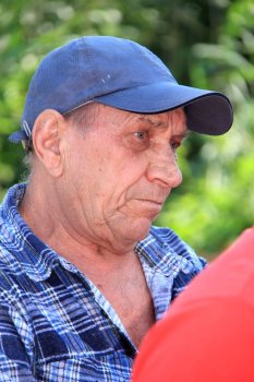 Геннадий Труханов помог жителям Большевика