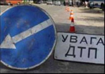 Меткое попадание: В Одессе фура сбила… дерево 