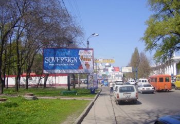Ограничение движения по площади Старосенной продлено до 21 сентября