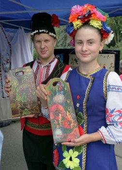На Куликовом поле работает выставка–ярмарка учащейся молодежи (фото)