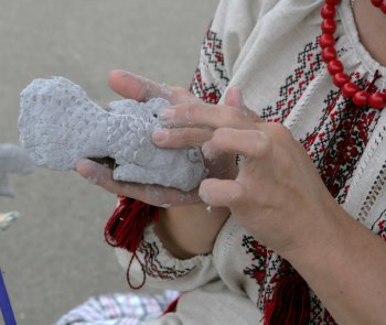 На Куликовом поле работает выставка–ярмарка учащейся молодежи (фото)