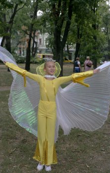 На Куликовом поле работает выставка–ярмарка учащейся молодежи (фото)