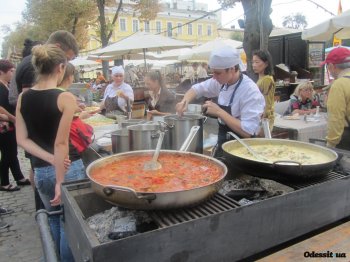 Спешите видеть: На Дерибасовской работает городская ярмарка