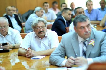 Геннадий Труханов намерен вынести вопрос по Большевику на ближайший исполком