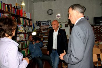 Народный депутат посодействовал в важном вопросе: 2 школы и библиотеку, наконец, газифицируют