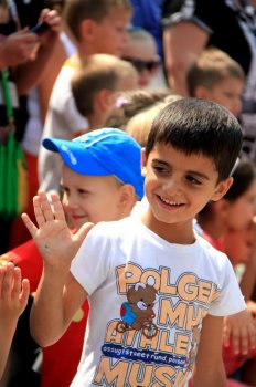 День города в Суворовском районе: Праздник детства