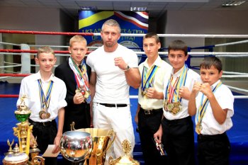 В Одессе Серега одел борцовские перчатки