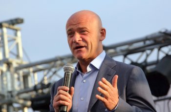 Геннадий Труханов поздравил одесситов с праздником