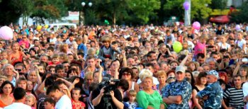 День города в Суворовском районе: На сцене  "Диверсия"