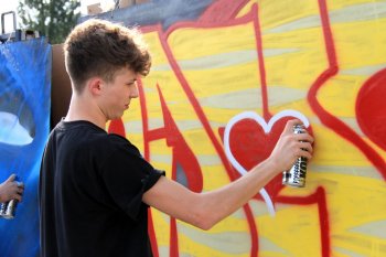 День города в Суворовском районе: Программа для молодежи