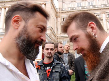 Одессу заполонили бородачи (фото)