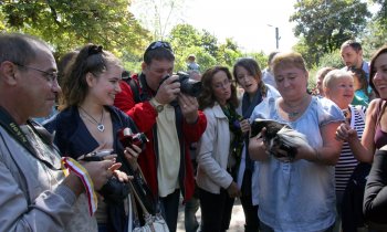 Одесский зоопарк преподнес журналистам необычный подарок