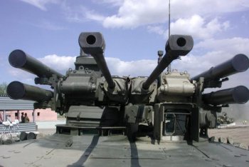 Немецкая полиция приняла на себя ворвавшийся британский танк
