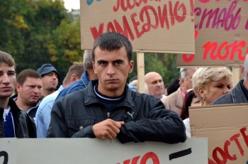 Предприниматели «Седьмого километра» просят власть защитить их чрезмерно активной общественницы