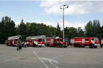 В Одессе соревновались юные пожарные