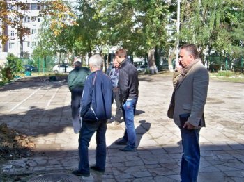 Восстановить водоснабжение школы №44 помог депутат Евгений Гофман (фото)