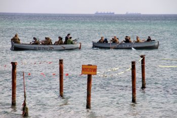 Военно-историческая реконструкция собрала детей в "Молодой гвардии" (фото)