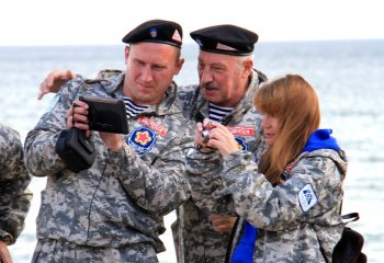 Военно-историческая реконструкция собрала детей в "Молодой гвардии" (фото)