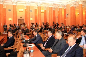 Геннадий Труханов поднял вопрос Большевика на исполкоме (фото)