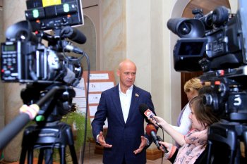 Геннадий Труханов поднял вопрос Большевика на исполкоме (фото)