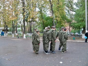 Геннадий Труханов: «Военная подготовка в школах должна быть настоящей – не по книгам и плакатам, а по макетам оружия»