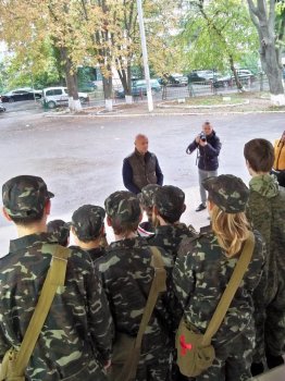 Геннадий Труханов: «Военная подготовка в школах должна быть настоящей – не по книгам и плакатам, а по макетам оружия»