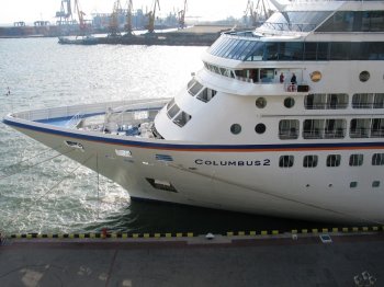 Интерклуб Одесского порта организовал матчи для моряков круизного судна