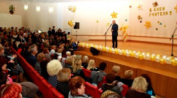 Геннадий Труханов: «Желаю нашим учителям благодарных и талантливых учеников»