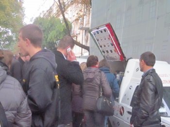 Мэрские работники нарушают принятые мэрией решения