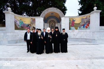 Митрополит Агафангел находится в Греции
