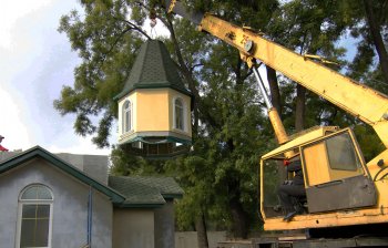 На месте возрождаемого храма появилась часовня