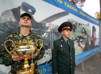 В Одессе последний призыв в армию (фото)