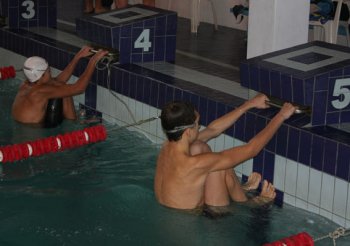В Одессе на базе бассейна «Динамо» прошли соревнования по плаванию (фото)
